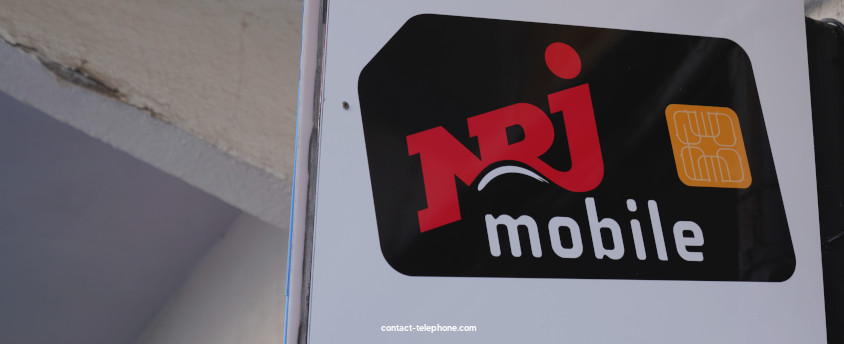 Panneau d'une enseigne repésentant le de NRJ Mobile.