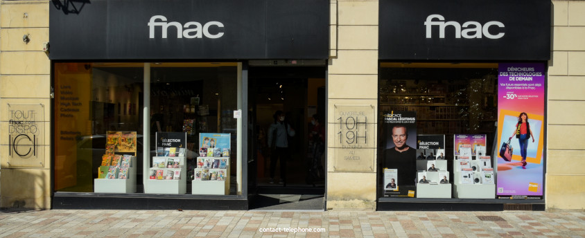 Devanture d'un magasin FNAC.