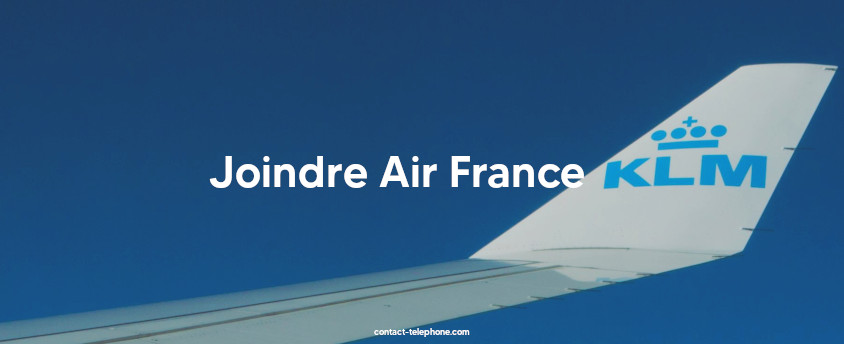 Aile d'un avion Air France KLM dans un ciel bleu.