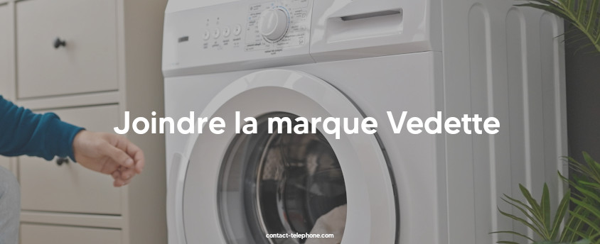 Bras d'un homme devant un lave linge.